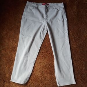 Khaki Gloria Vanderbilt jeans